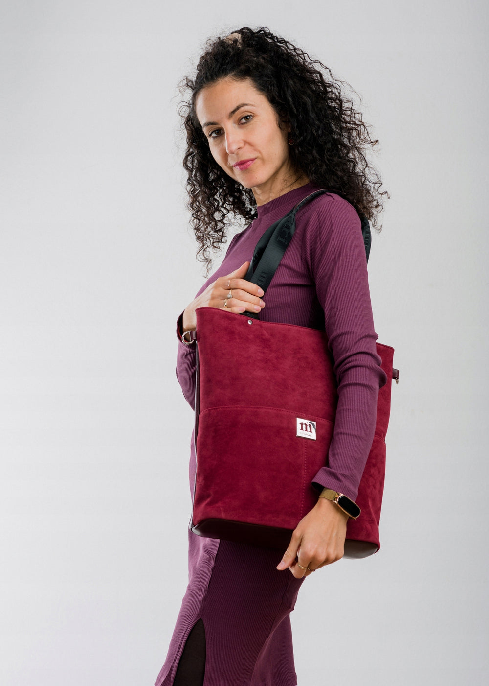 Torebka shopper Monnari duża, zamszowa, mieszcząca A4 – burgundowa – zdjęcie 4