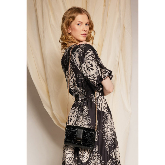 Klasyczna wzorzysta kopertówka MONNARI