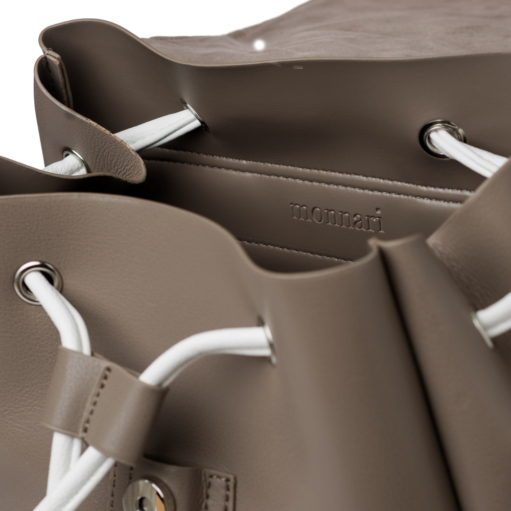 Gładki plecak damski  MONNARI