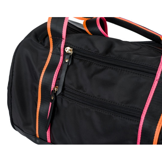 Sportowa torebka z kolekcji Active MONNARI