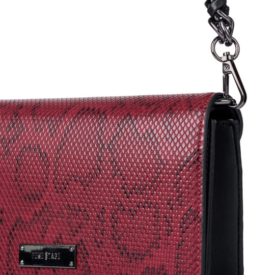 Elegancka Czerwona Listonoszka FEMESTAGE