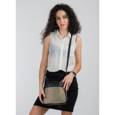 Klasyczna listonoszka z logo marki Monnari 2