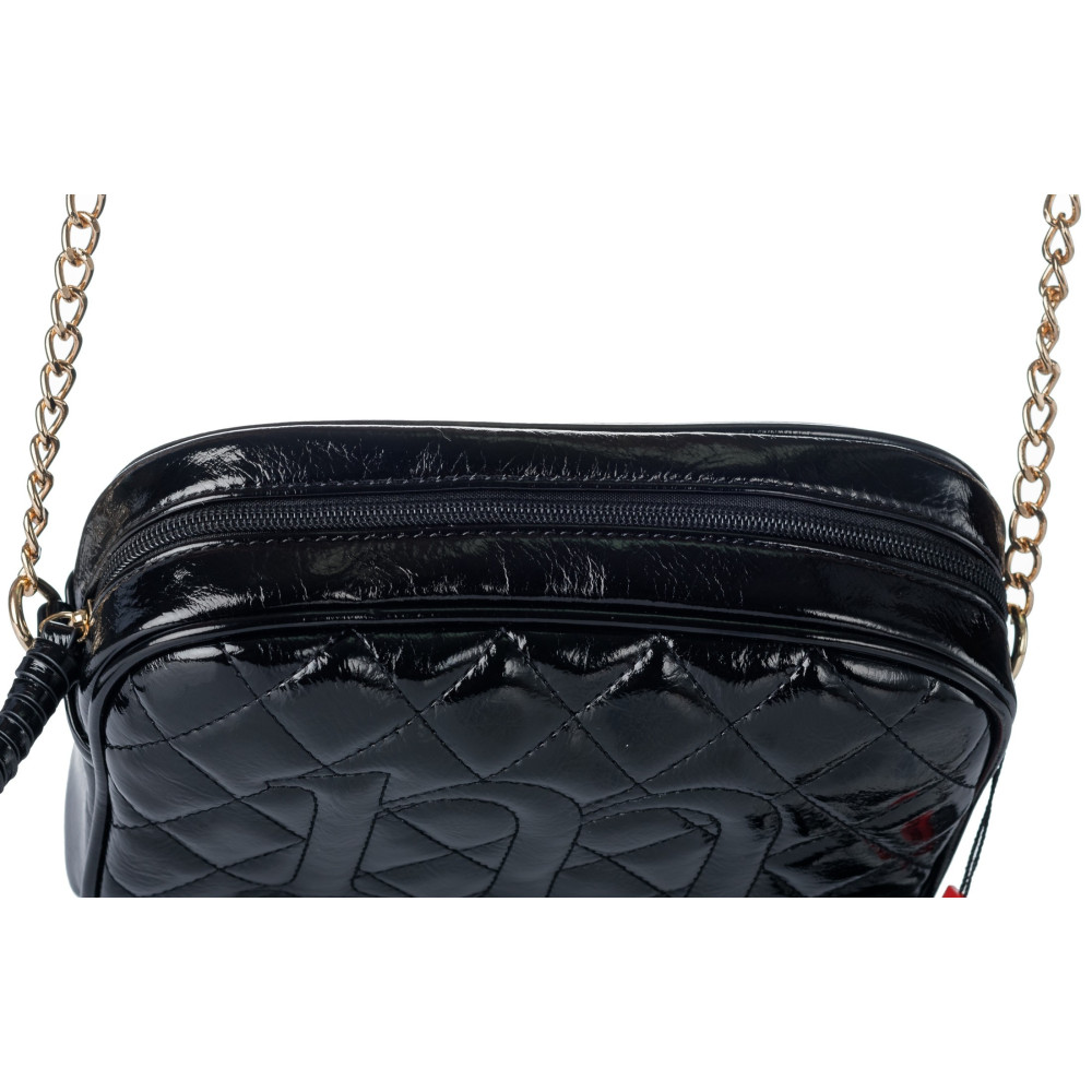 Czarna listonoszka pikowana z połyskiem MONNARI