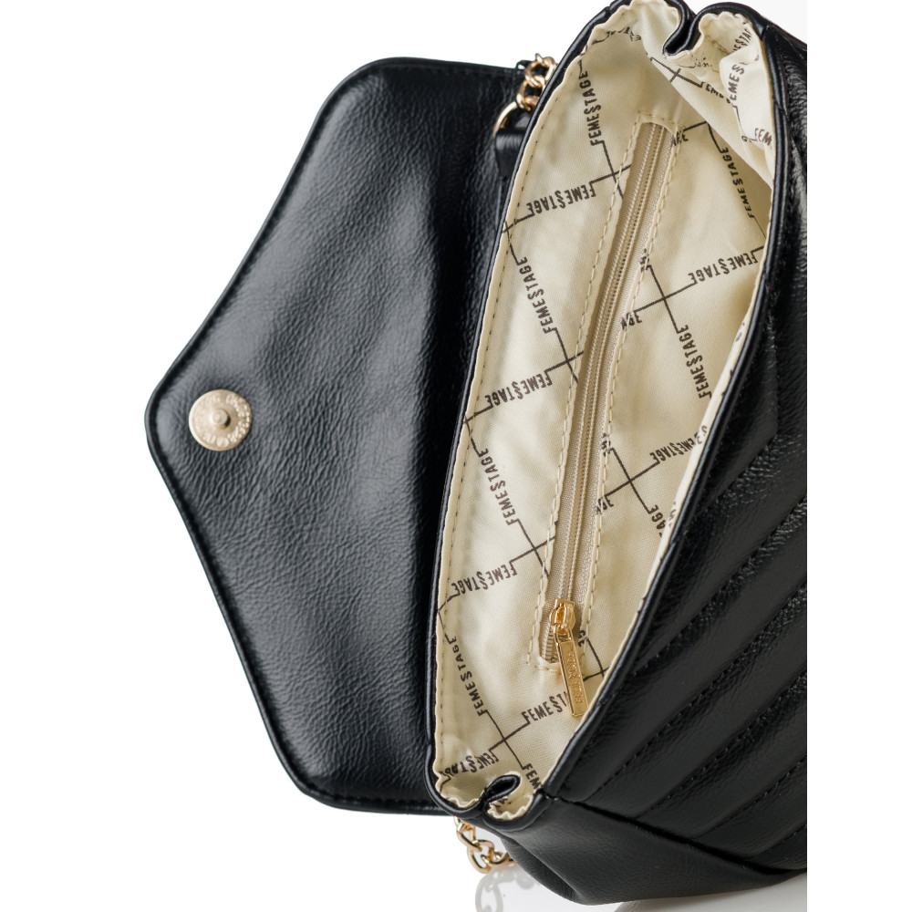 Pikowana kopertówka na łańcuszku  FEMESTAGE