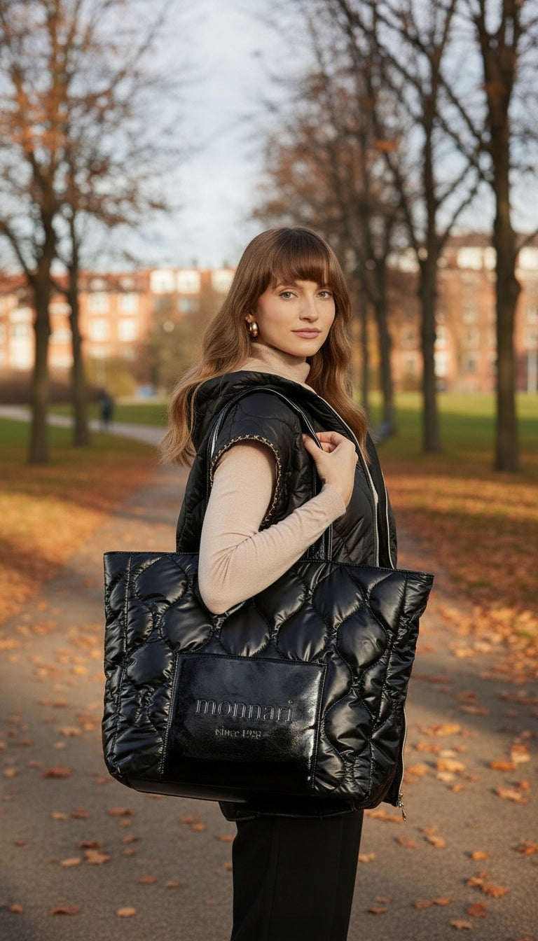 Torba shopper damska Monnari pikowana z logo – czarna