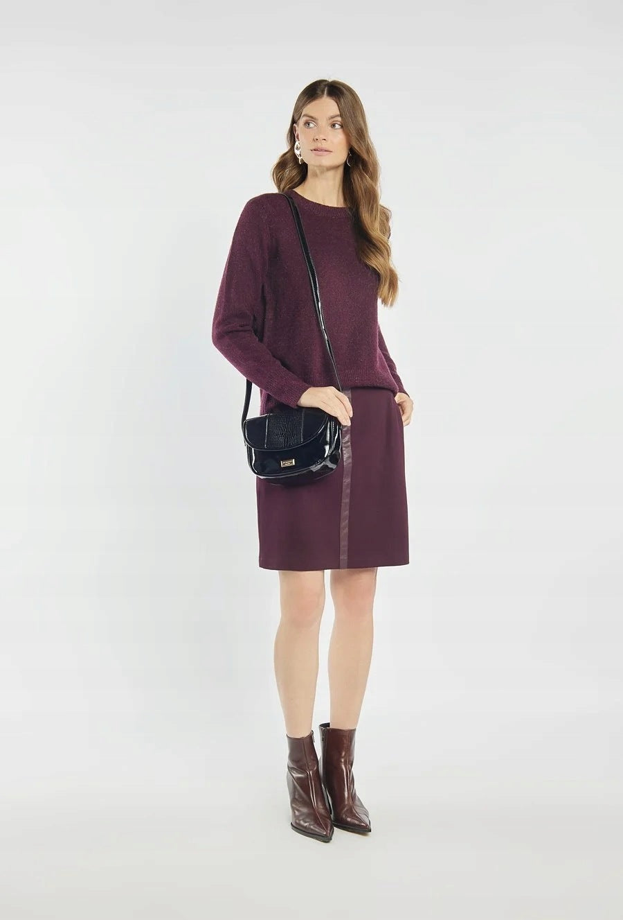 Listonoszka łódka crossbody Monnari, złote okucia – czarna